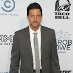 Simon Rex and Natalie Lind to star in horror comedy 'Halloween Store'